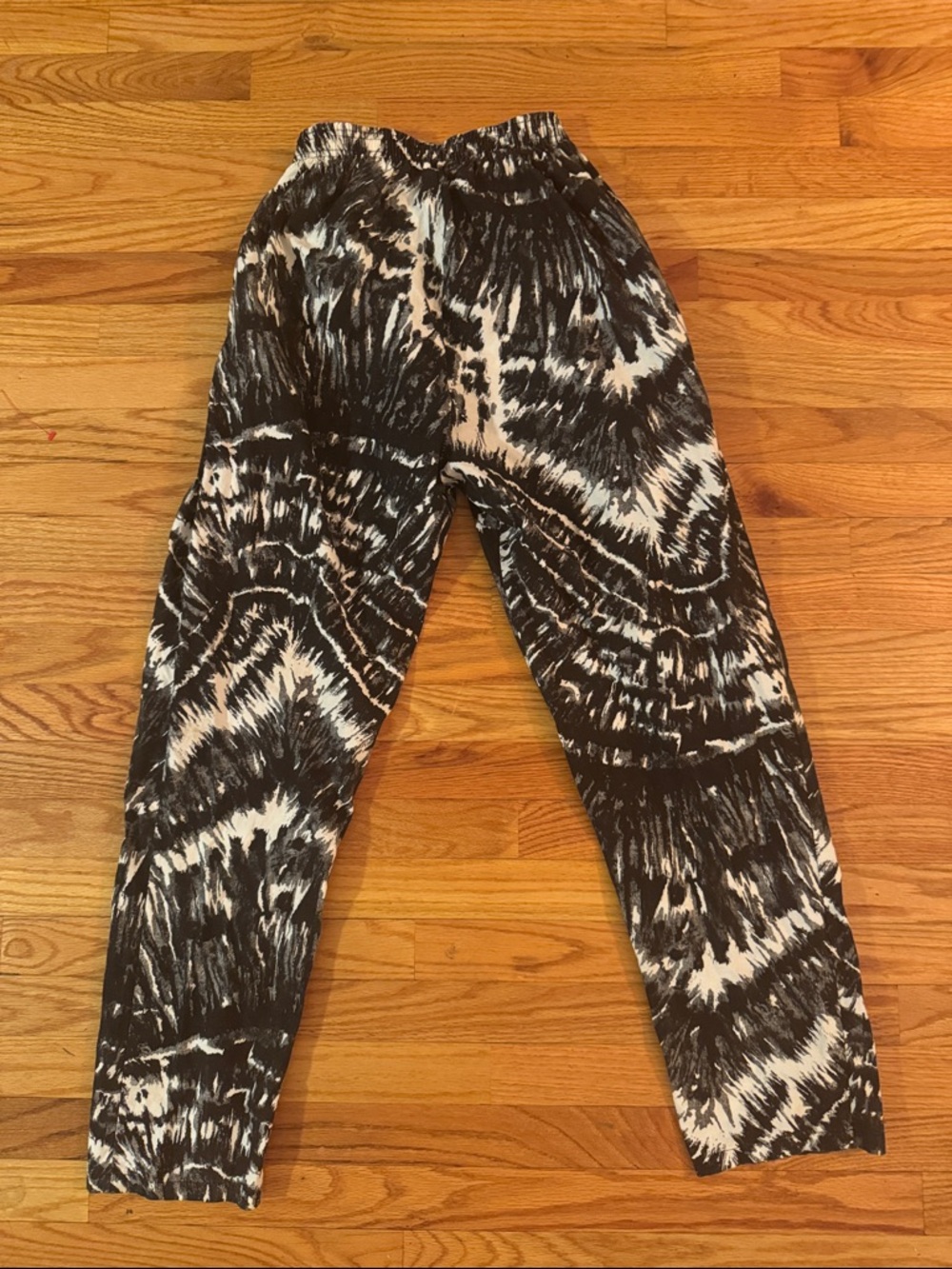 Tie-dye trousers with Velcro adjustment - Picture 7 of 11